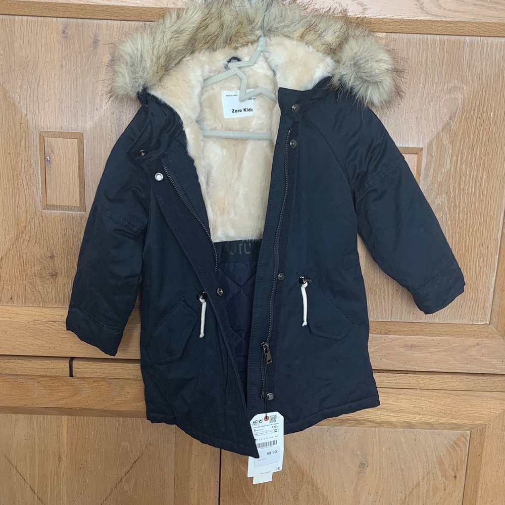 Zara Kids Black Coat with Faux Fur Hood. New with tag. - Picture 2 of 3